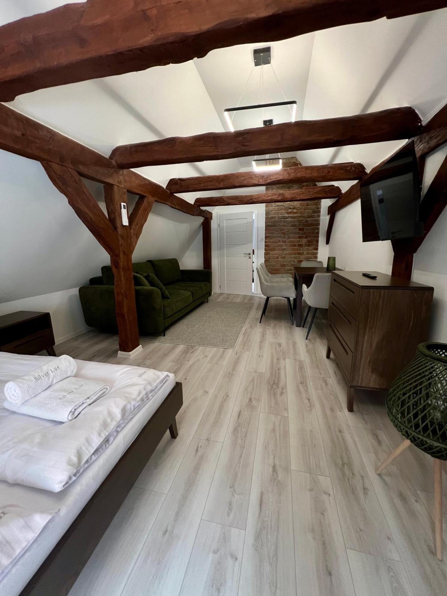 Osada Gesin Apartment Zabor ภายนอก รูปภาพ